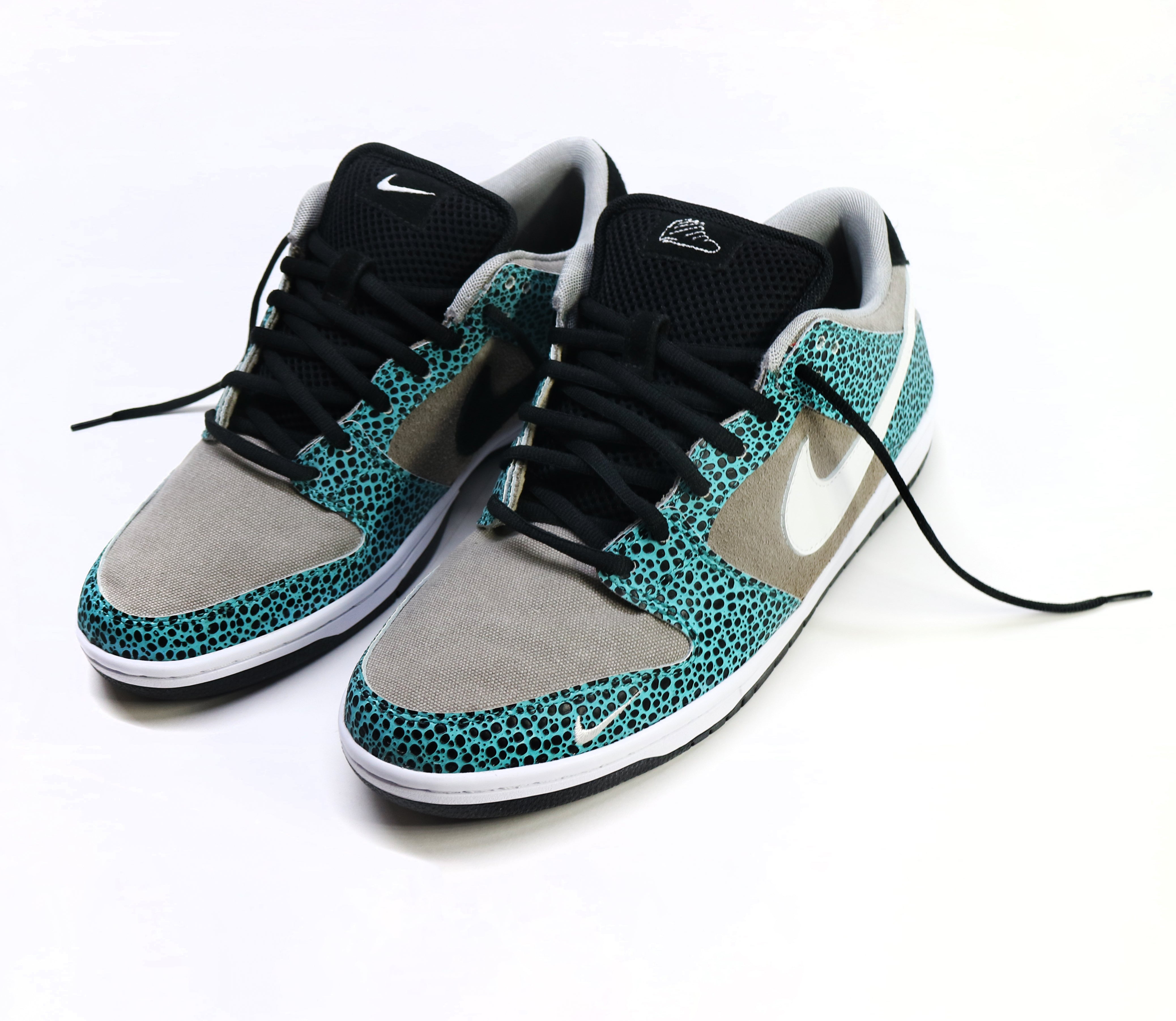 Sb dunk low pro atmos cheap safari